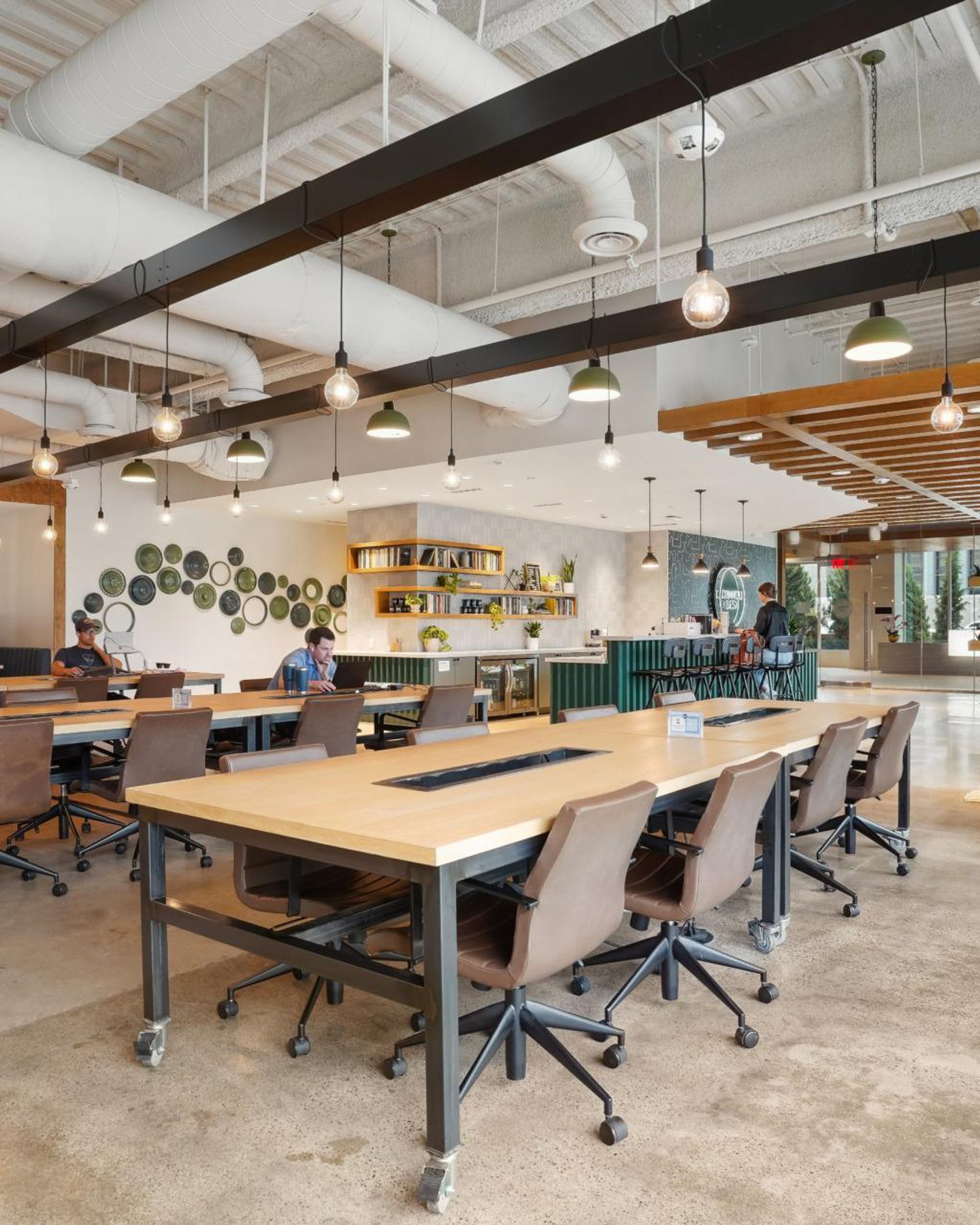 Common Desk Plano